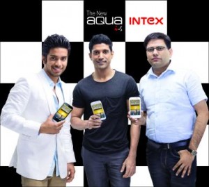 Farhan Akhtar with Intex Aqua i-5