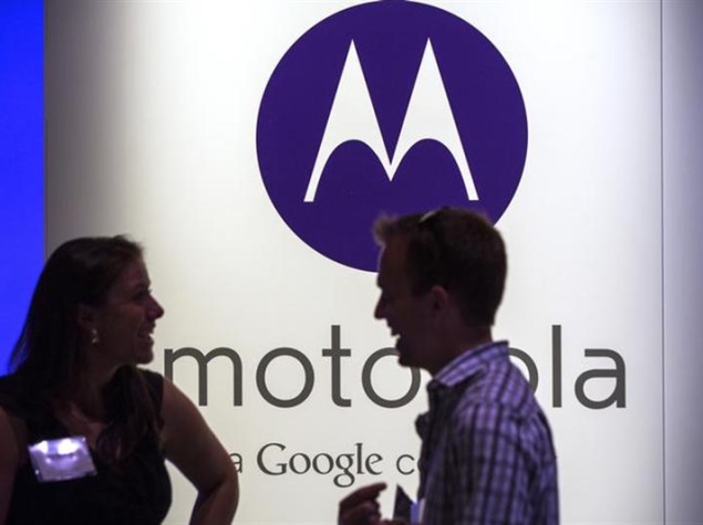 motorola_lady_reuters