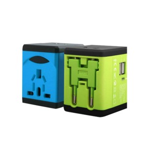 Front View -Globe Trotter-Travel Adapter (1)